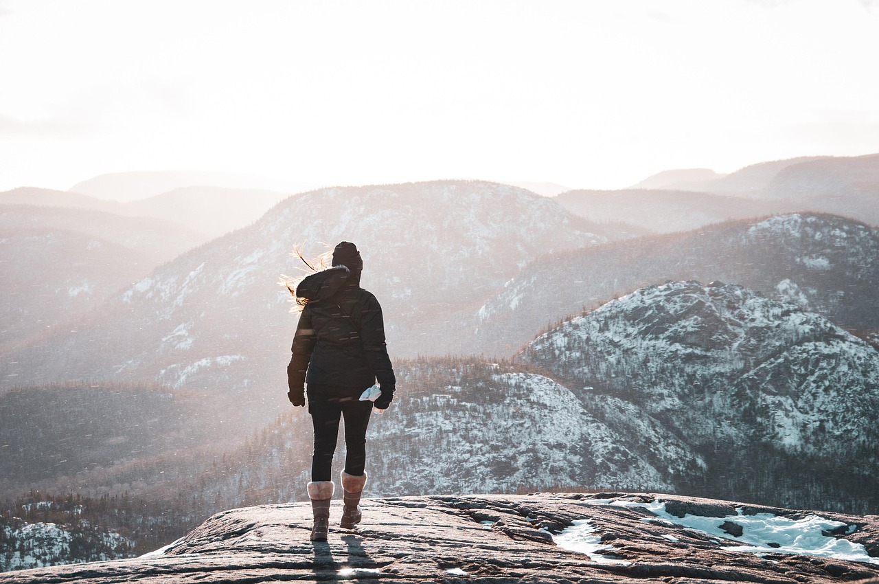 découverte de la randonnée en montagne : conseils pour débutants en 2025 découvrez l'aventure ultime avec la randonnée en montagne : paysages à couper le souffle, défis sportifs et moments de sérénité au cœur de la nature.